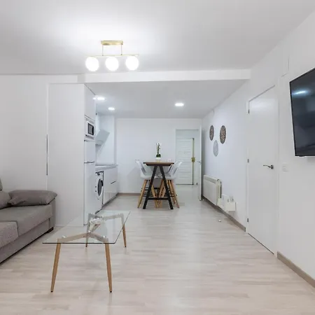 Apartment Arabial Deluxe Iii