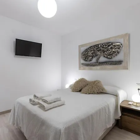 Apartment Arabial Deluxe Iii
